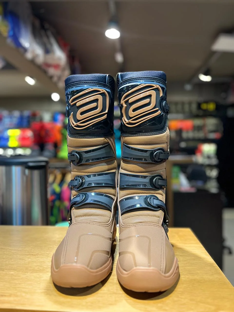 Bota ASW Elevate Enduro Marrom/Preto - Spinelli Motos Boutique